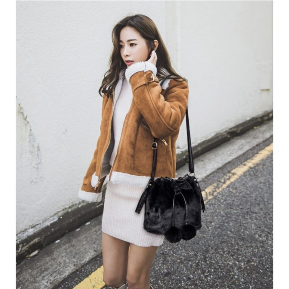 bucket bag